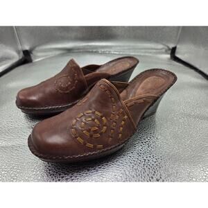 Clarks Artisan Collection Slip On Shoes 8.5M Brown Leather Wedge Heel Mules